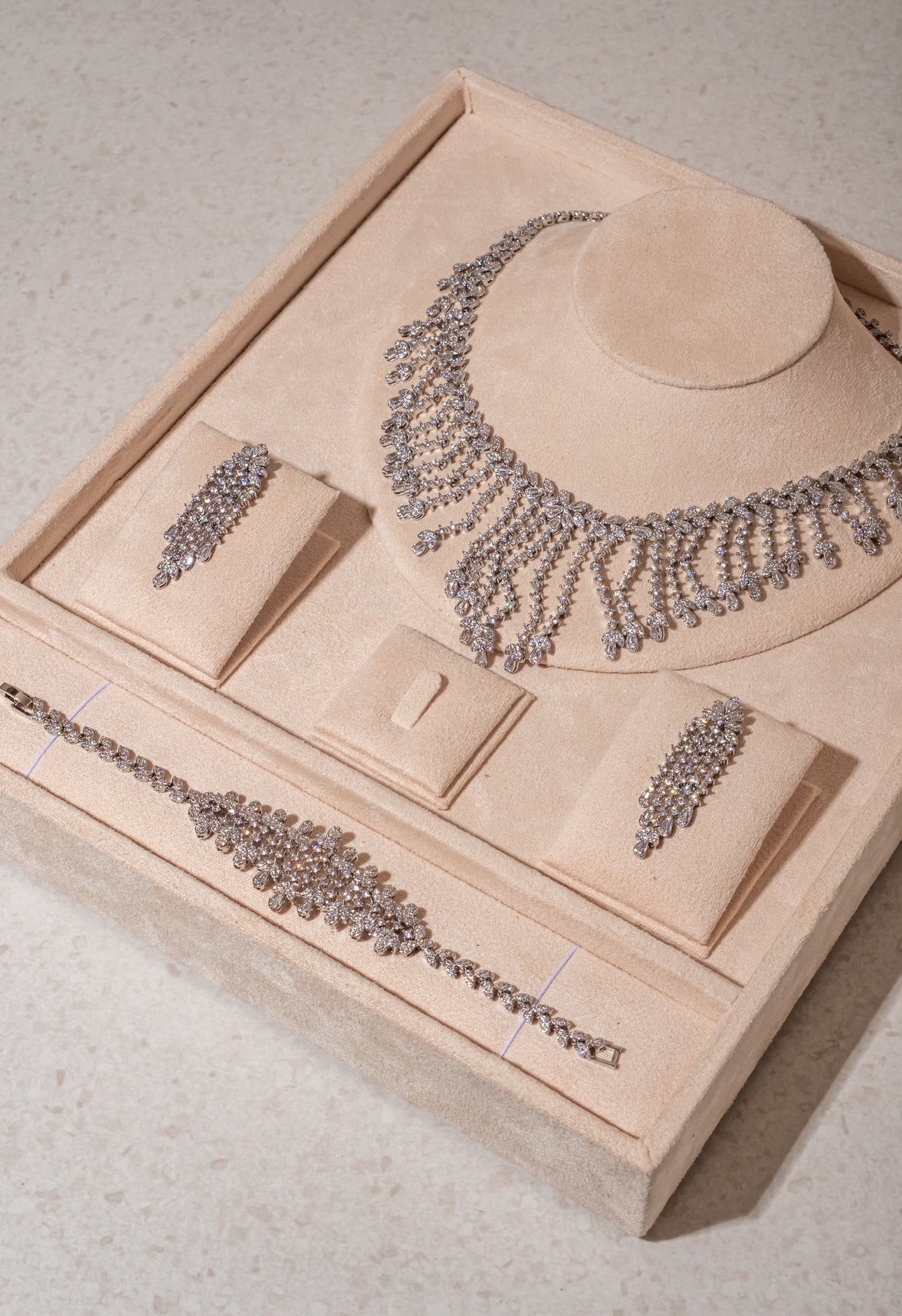 Royal Waterfall Set