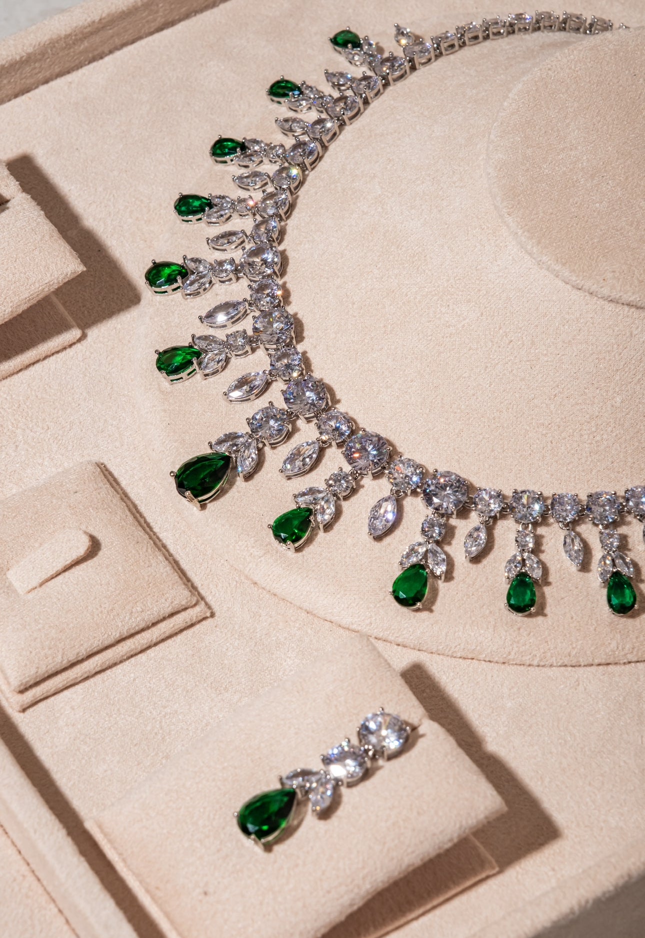 Emerald Queen Set