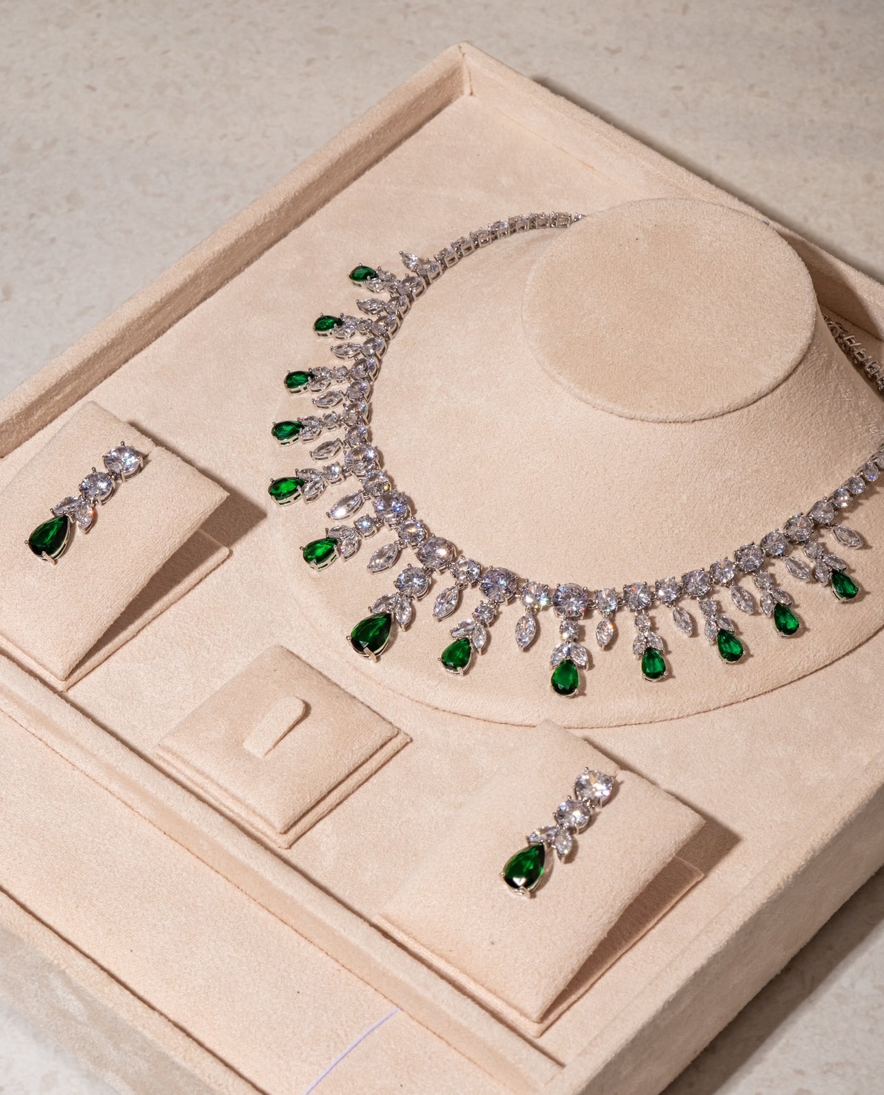 Emerald Queen Set